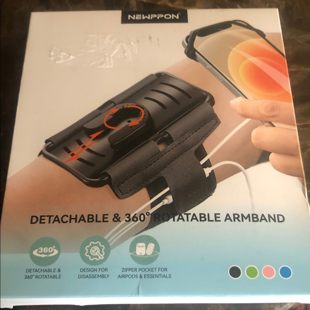 NEWPPON Detachable 360° Rotatable Black Armband